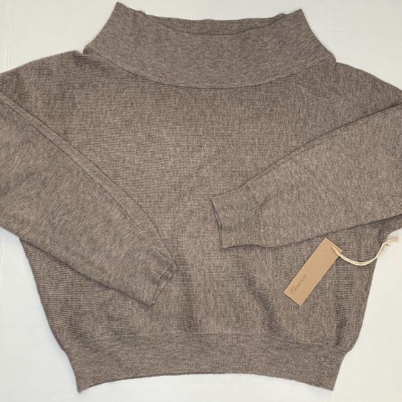 DREAMERS By Debut Off Shoulder Sweater. L. Tan/Brown - Picture 2 of 7